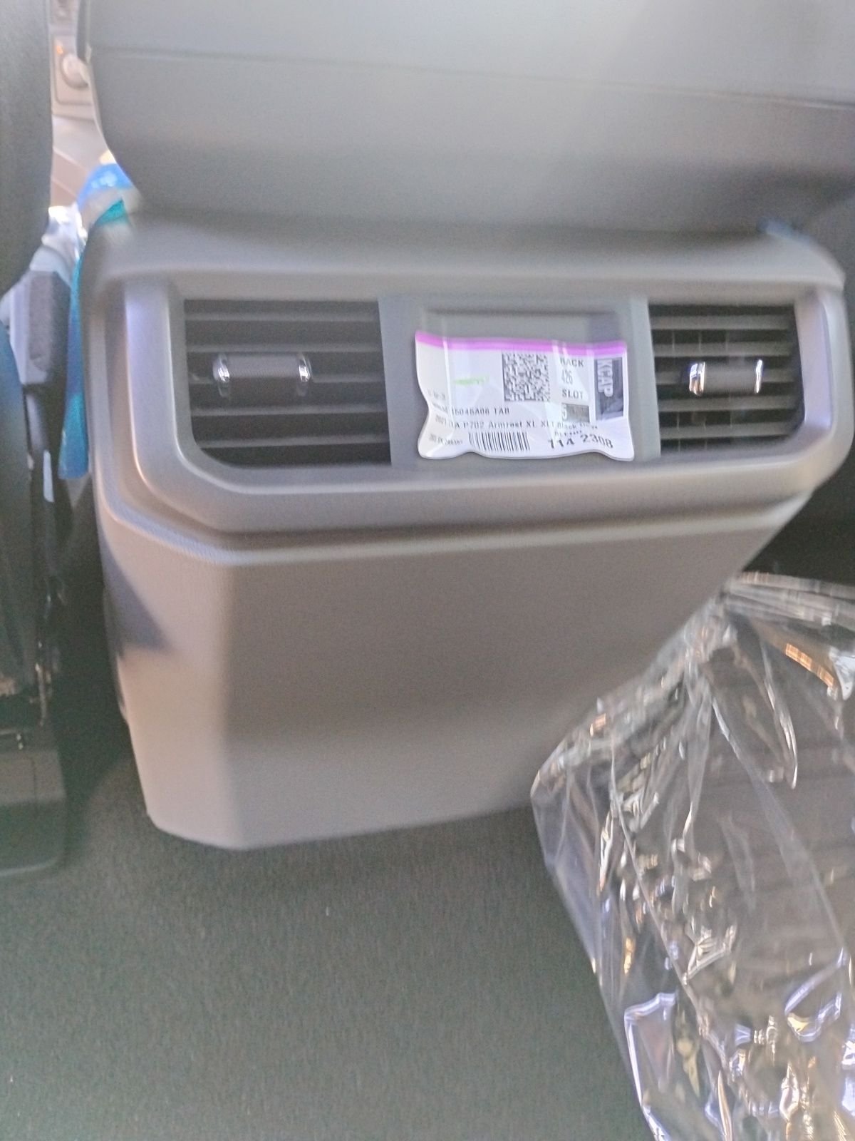 New 2026 Carbonized Gray Metallic Ford XLT image 14