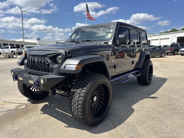 Used 2024 Gray Jeep Sport image 6