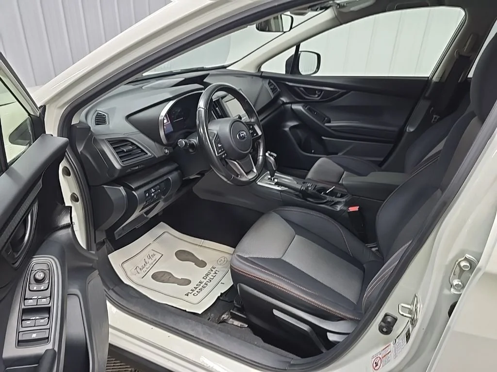 Used 2018 Crystal White Pearl Subaru 2.0i Premium image 28