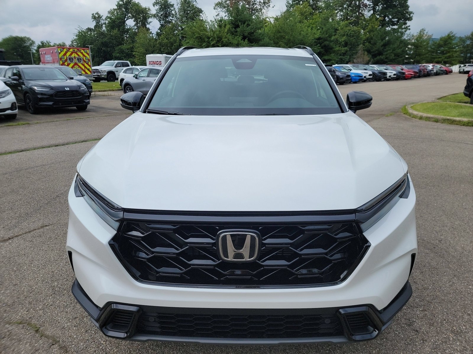 New 2026 Platinum White Pearl Honda Sport-L image 2