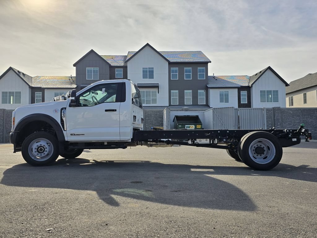 New 2025 Oxford White Ford XL image 18