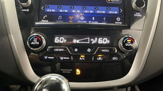 Used 2020 Super Black Metallic Nissan Platinum image 18