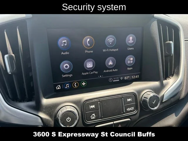 Used 2023 Silver GMC SLT image 28