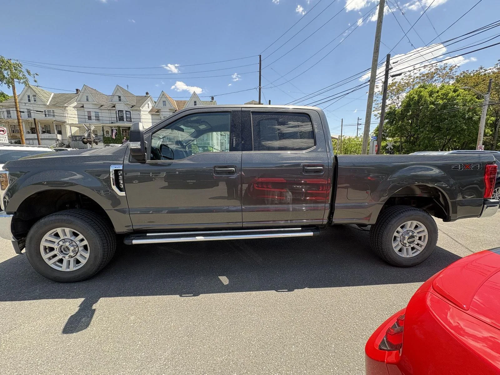 Used 2018 Magnetic Metallic Ford XLT image 4