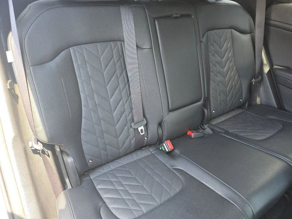 Used 2025 Gray Kia X-Line image 21