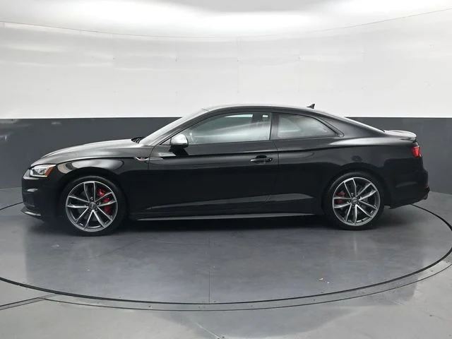 Used 2018 Black Audi 3.0T Premium Plus image 8