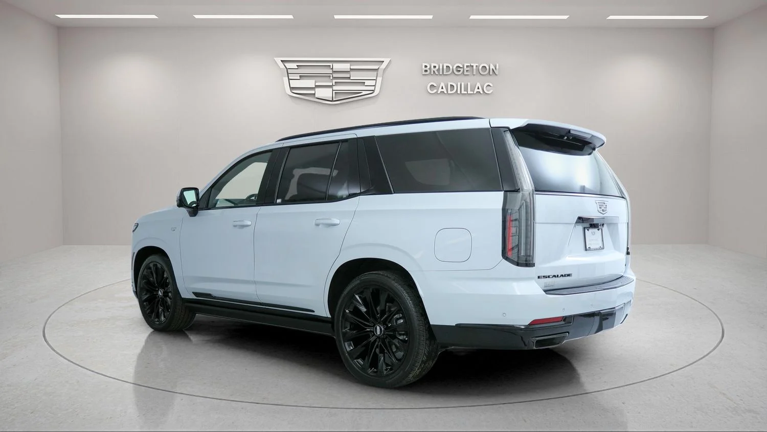 Used 2026 White Cadillac Platinum Sport image 5