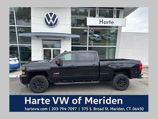 2019 Chevrolet Silverado HD LTZ 4WD Crew Cab Standard Box's photo
