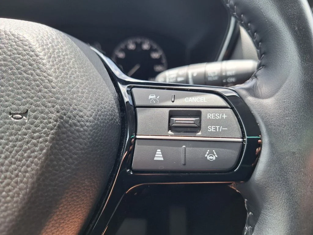 Used 2025 Black Honda EX-L image 14