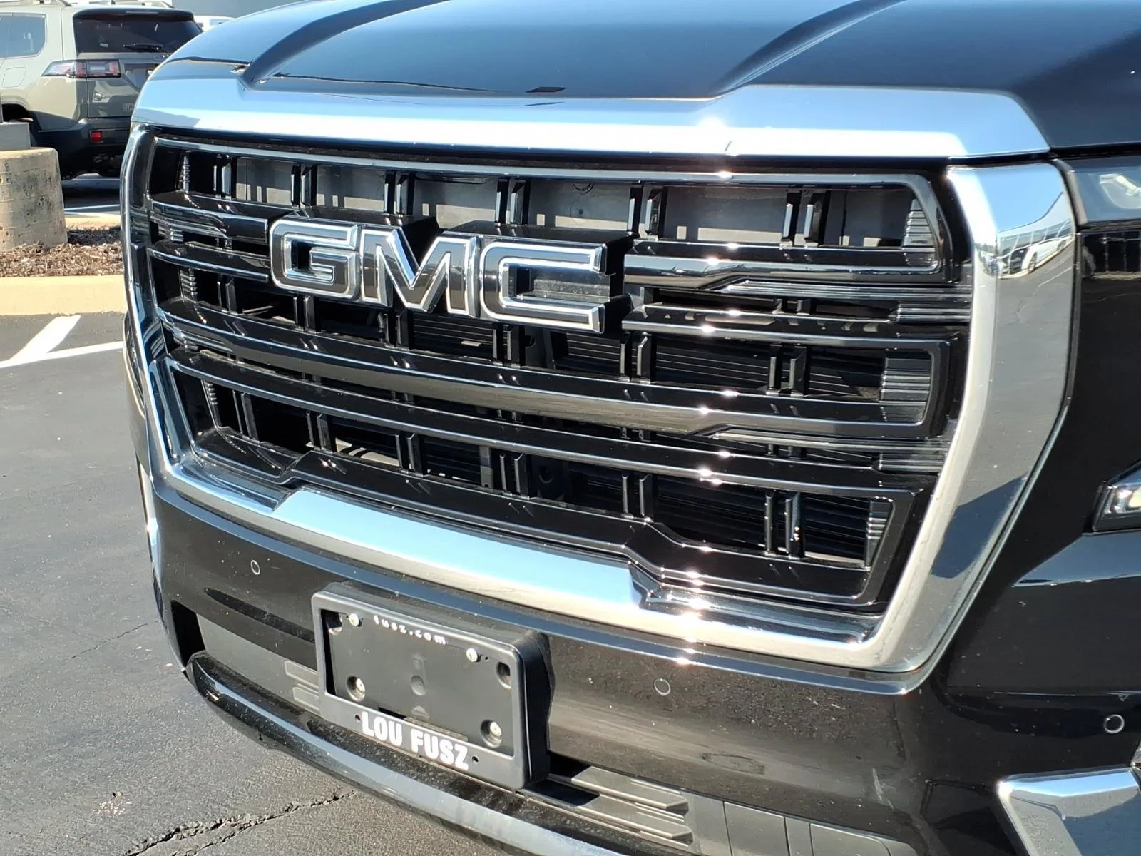 Used 2022 Onyx Black GMC SLE image 33
