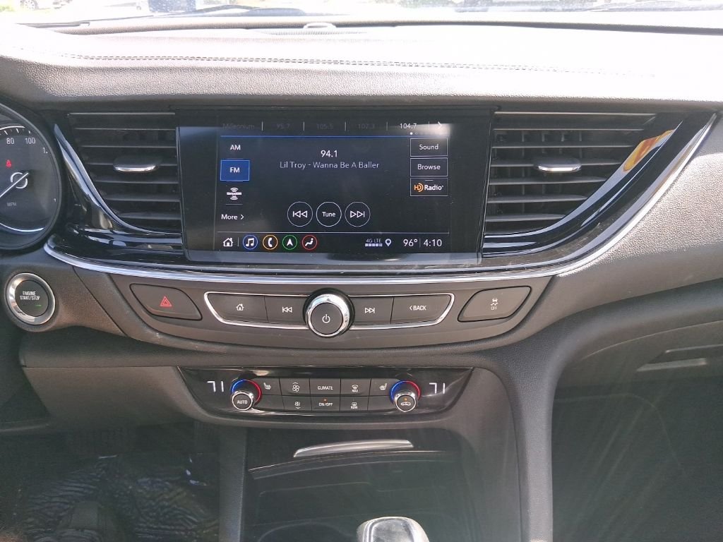 Used 2019 Red Buick Avenir image 24