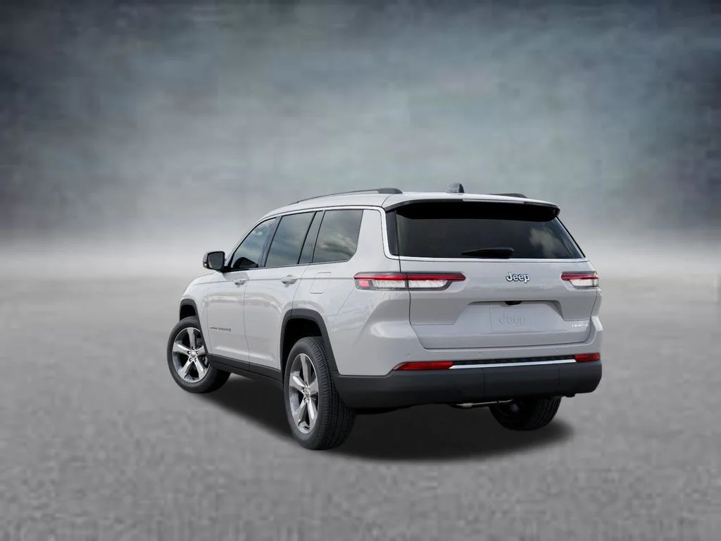 New 2026 Bright White Clear-Coat Exterior Paint Jeep Limited image 3