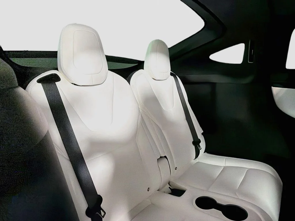 Used 2019 Blue Tesla  image 29