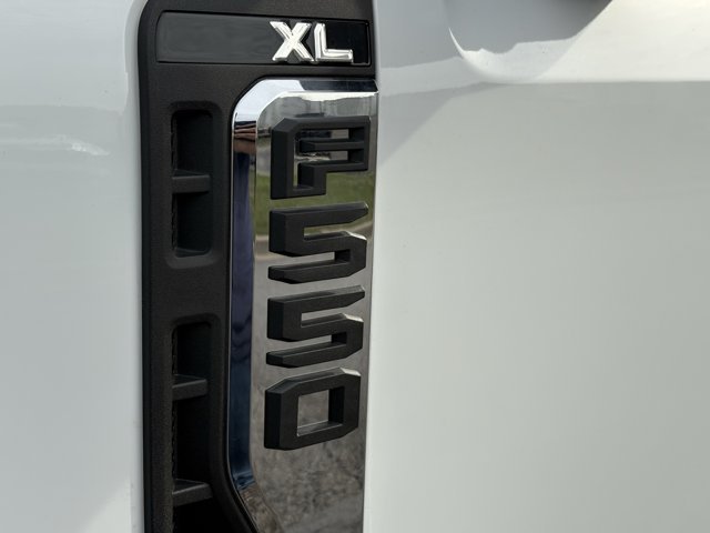 2026 Ford F-550 Super Duty Chassis Cab XL - Photo 34