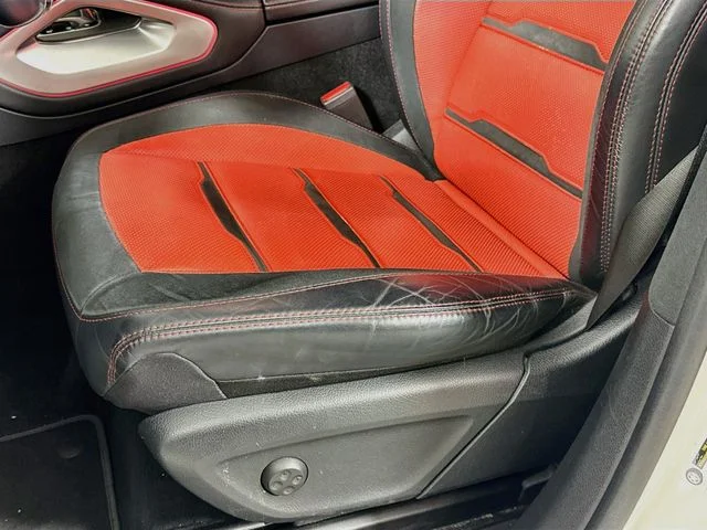 Used 2023 White Mercedes-Benz GLE 53 AMG® image 22