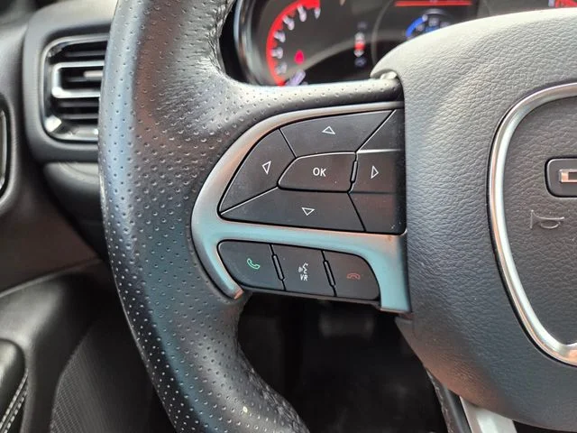 Used 2022 White Dodge SXT image 28