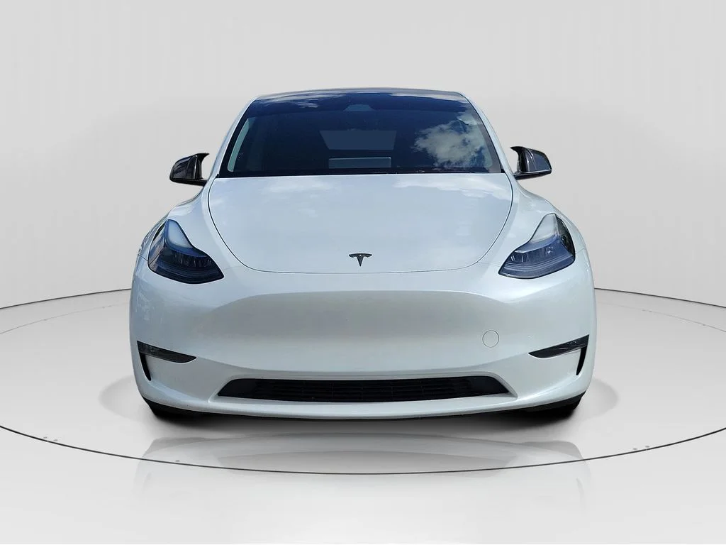 Used 2024 White Tesla Long Range image 2