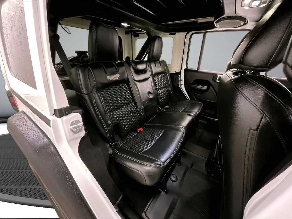 Used 2021 White Jeep Unlimited Sport S image 25