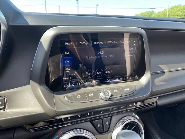 2022 Chevrolet Camaro LT1 - Photo 13