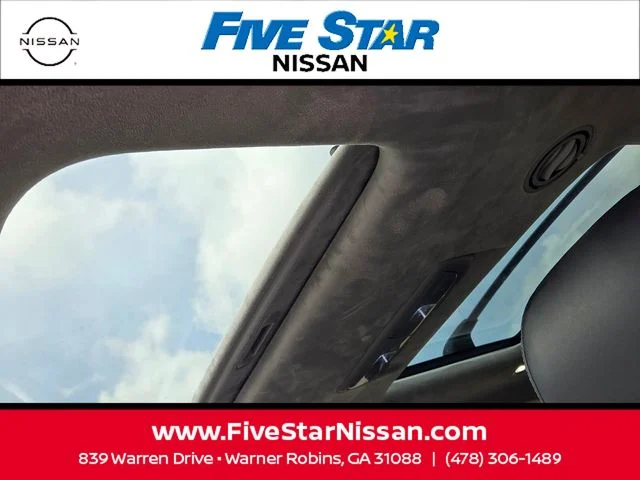Used 2022 Black Kia SX image 19