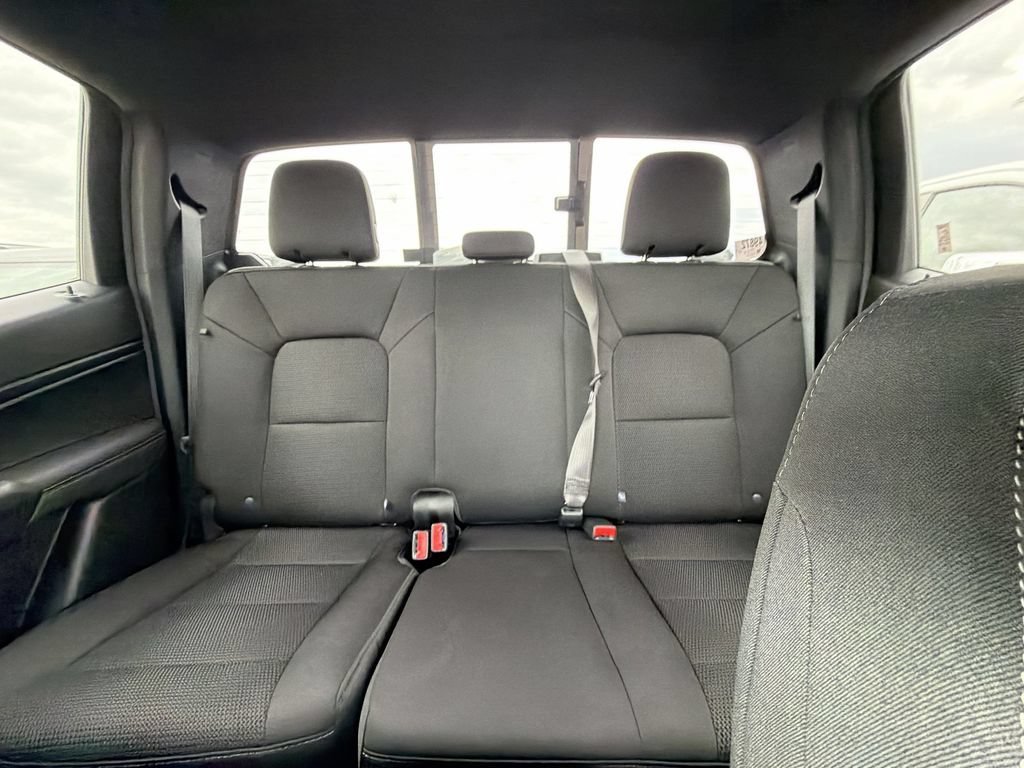 New 2026 Onyx Black GMC Elevation image 13