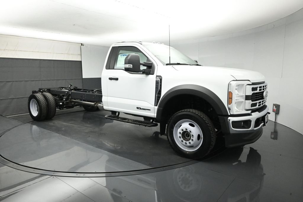 2025 Ford F-450 XL 4x4 Regular Cab 169-In DRW's photo