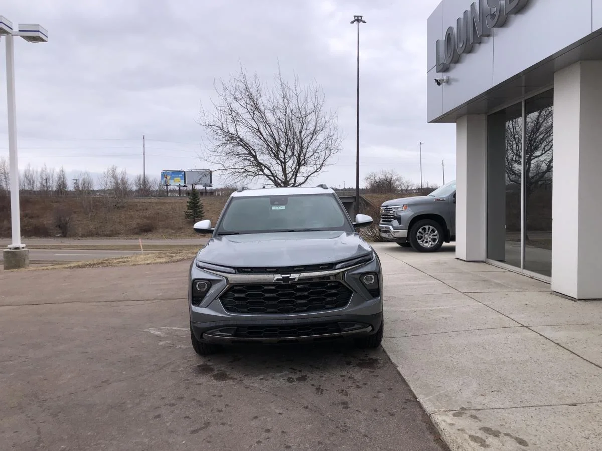 New 2026 Grey Chevrolet AWD 4dr ACTIV image 3