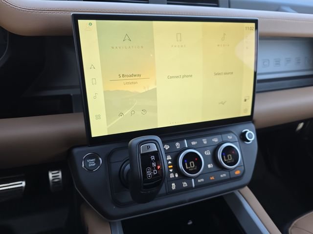 New 2026 Carpathian Grey Land Rover X image 15