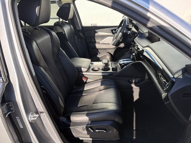 Used 2023 Silver Acura w/Technology Package image 28