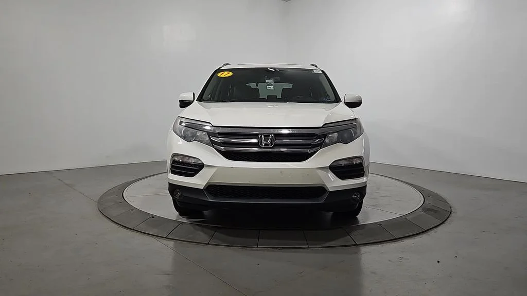 Used 2017 White Honda EX-L image 8