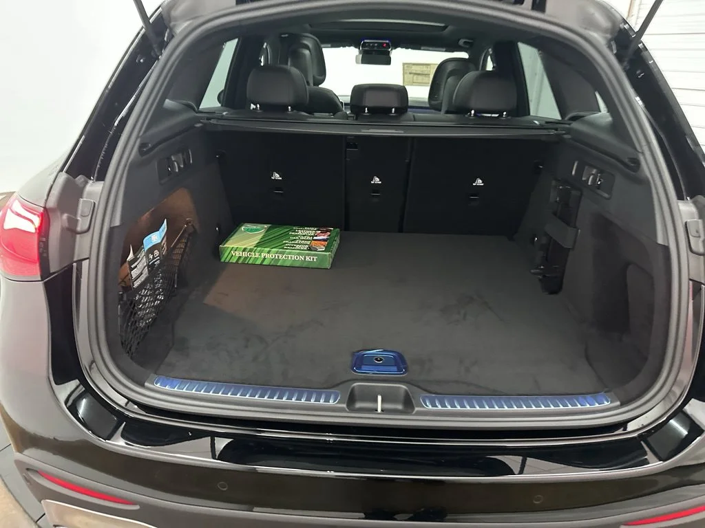 Used 2026 Black Mercedes-Benz GLC 300 image 23