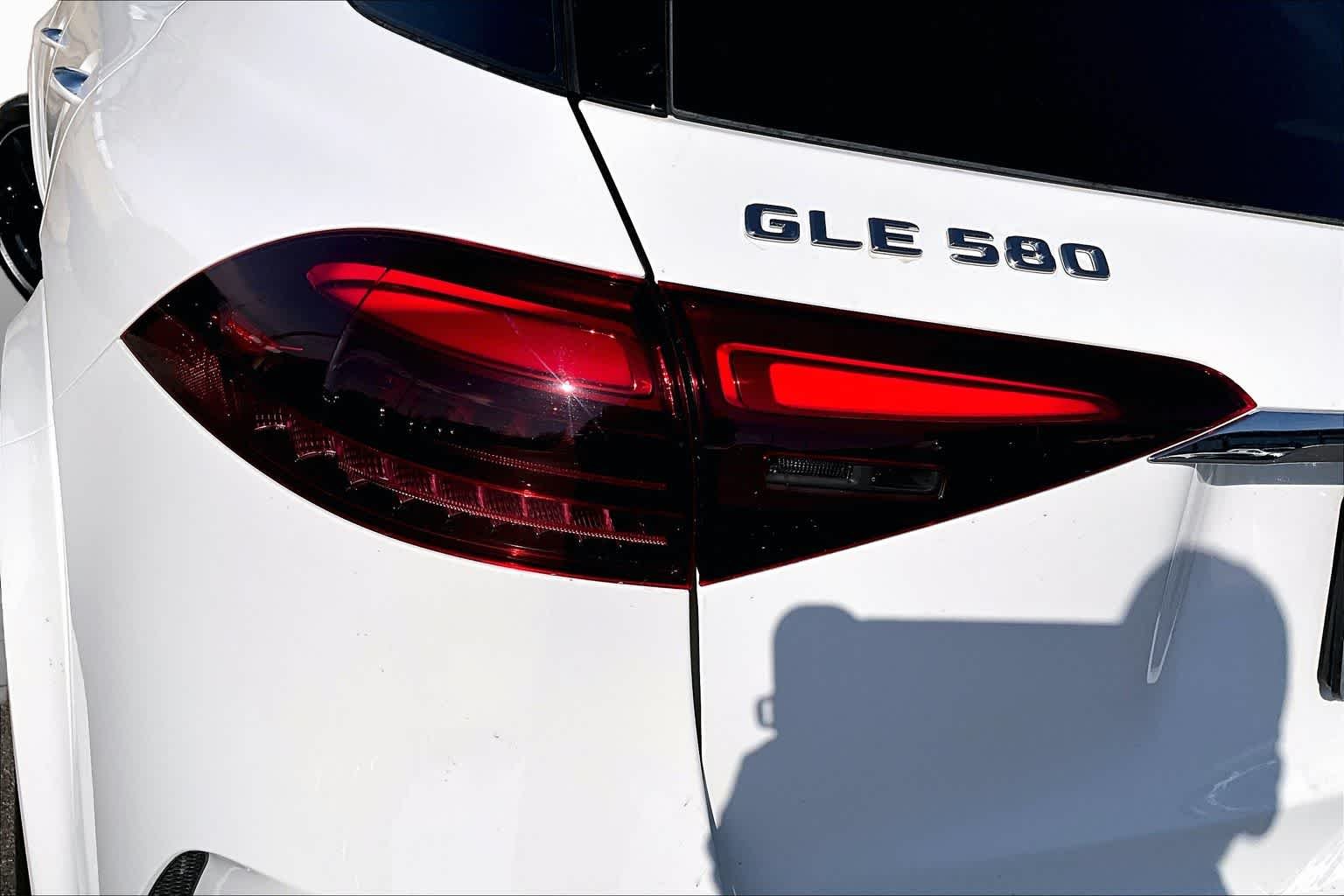 New 2026 Polar White Mercedes-Benz GLE 580 image 6