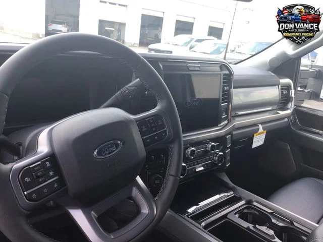 New 2026 Star White Metallic Tri-Coat Ford F-250® Lariat® image 12