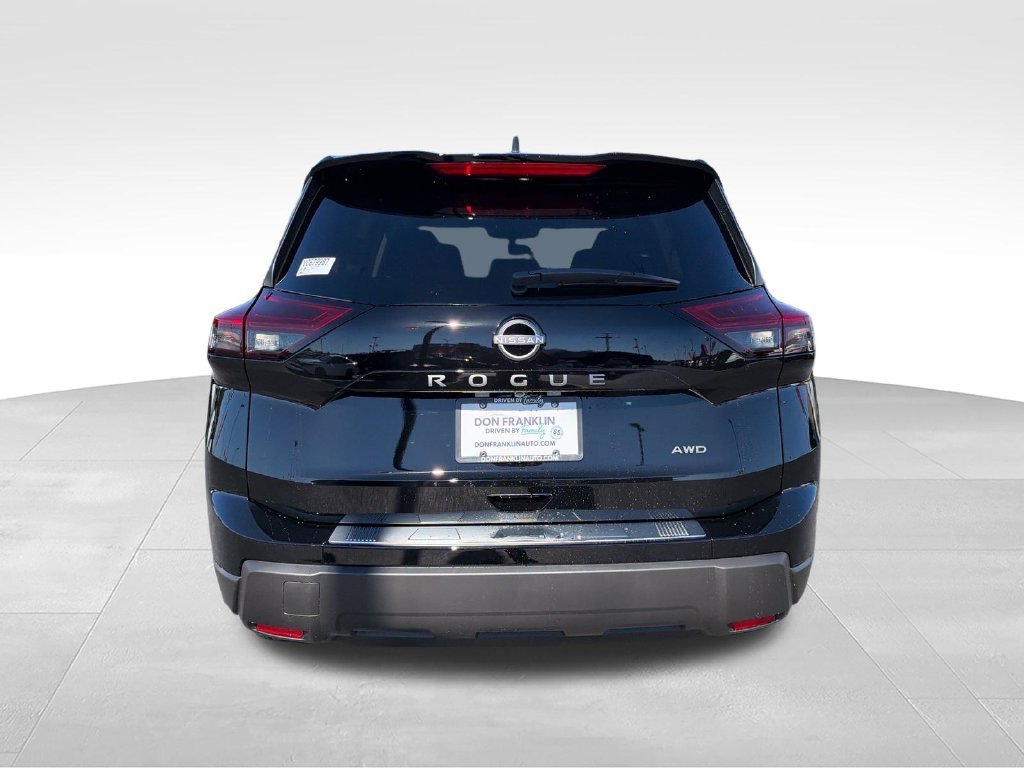 New 2027 Black Nissan SV image 4