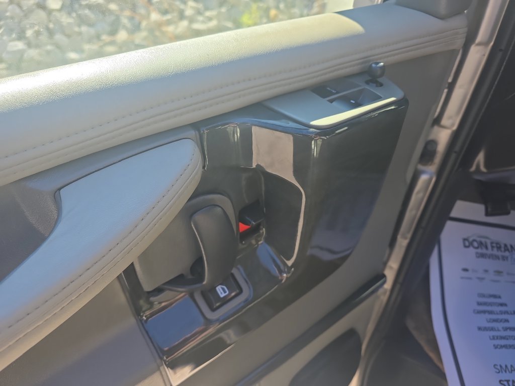 Used 2009 Silver Chevrolet Upfitter image 11