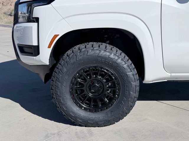 New 2026 Glacier White Nissan Crew Cab SV image 36