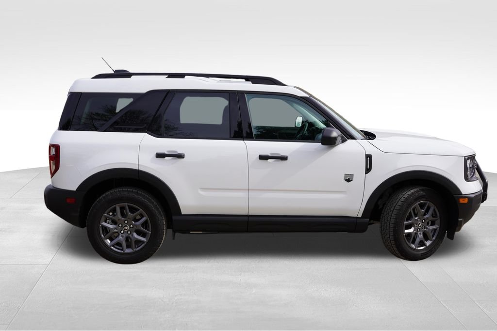 Used 2025 White Ford Big Bend image 2