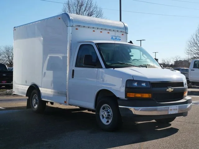 2025 Chevrolet Express Cutaway