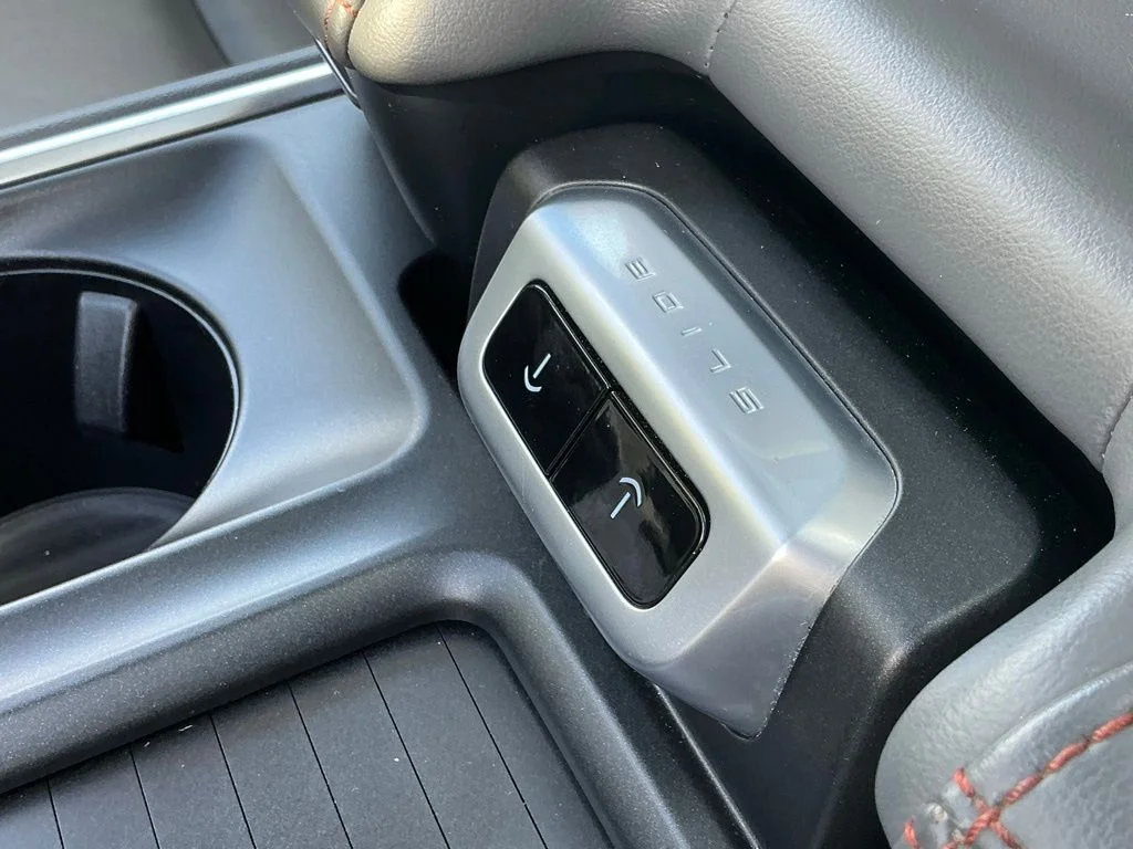 Used 2025 Black Ford Active image 43