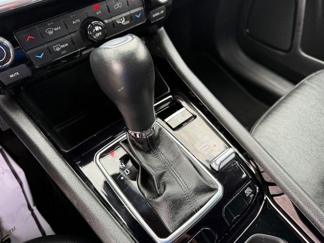 Used 2023 Gray Jeep Limited image 29