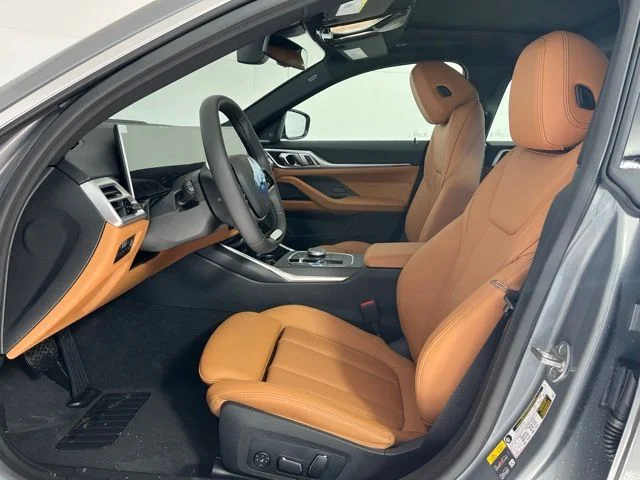 New 2026 Skyscraper Grey Metallic BMW xDrive40 image 10