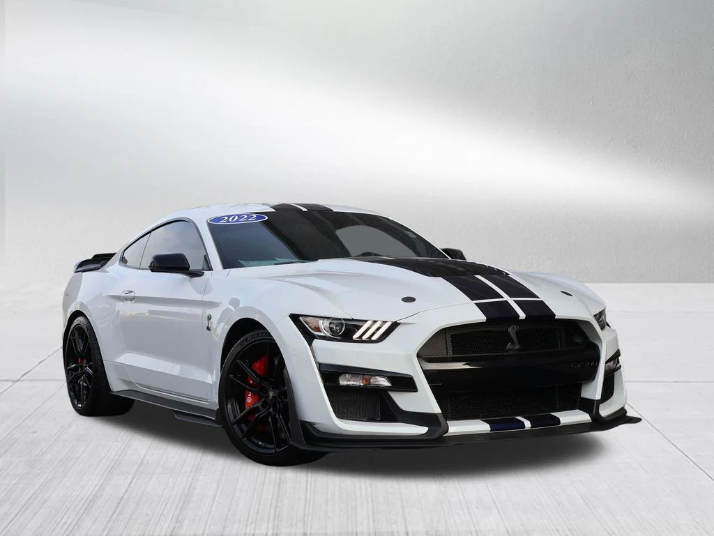 Used 2022 White Ford Shelby GT500 image 1