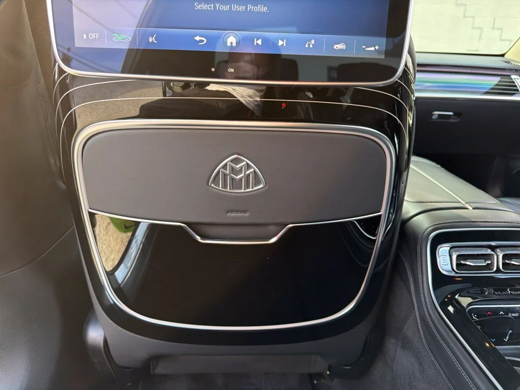 Used 2023 Black Mercedes-Benz Maybach S 580 image 29