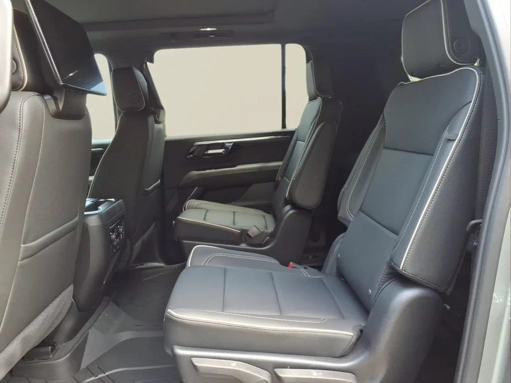 New 2026 Sterling Gray Metallic Chevrolet Premier image 21