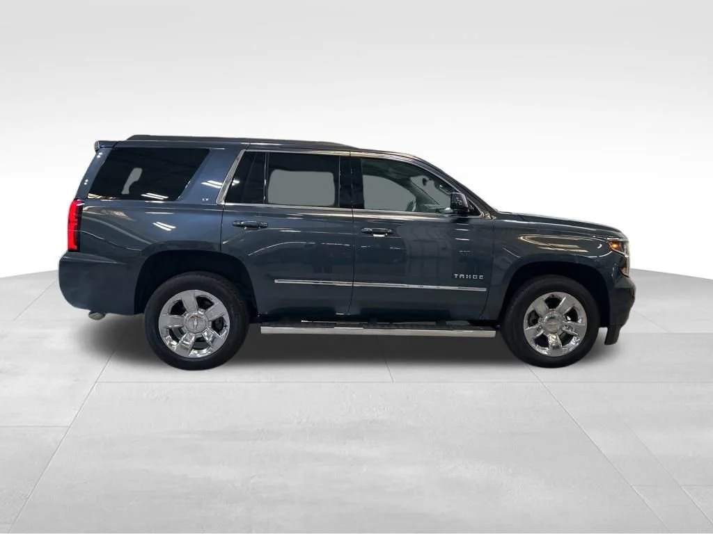 Used 2019 SHADOW GRAY METALLIC Chevrolet LT image 6
