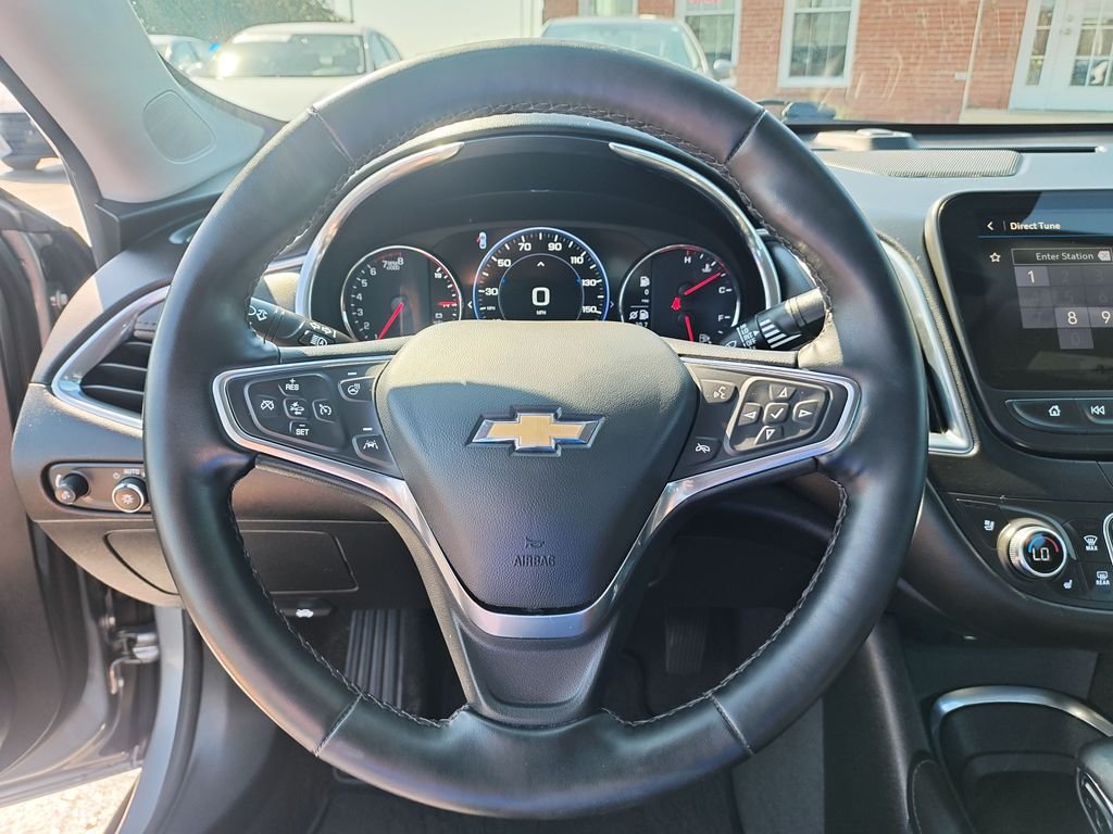 Used 2023 Gray Chevrolet LT image 15