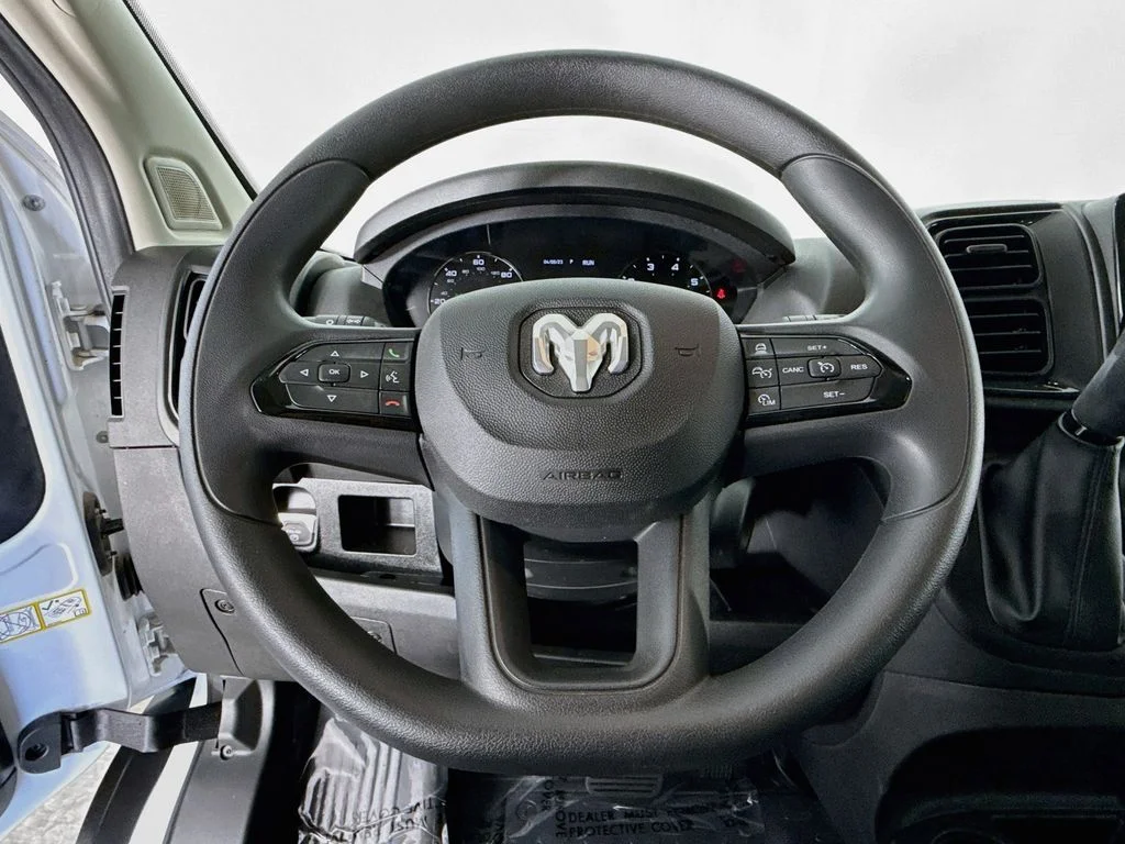 Used 2025 White Ram Base image 11