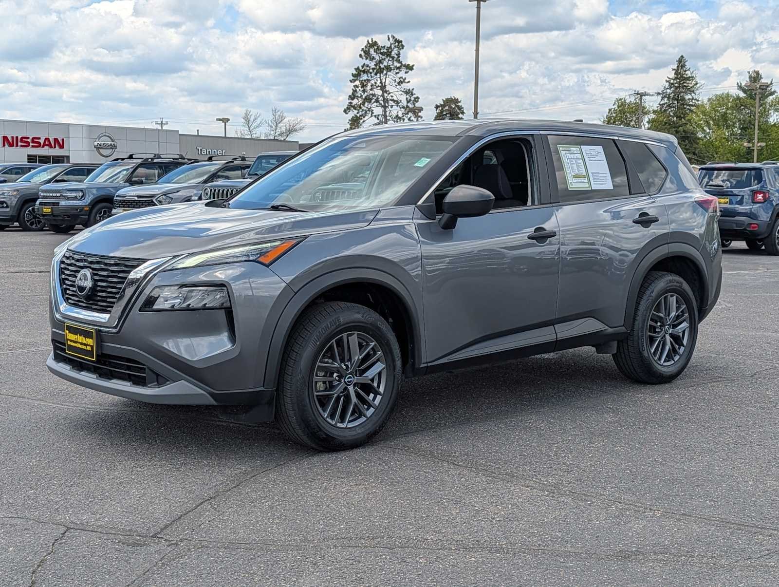 Used 2023 Gun Metallic Nissan S image 3