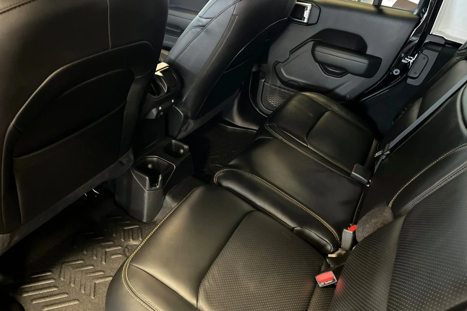 2026 Jeep Wrangler 4-Door Sport - Photo 10
