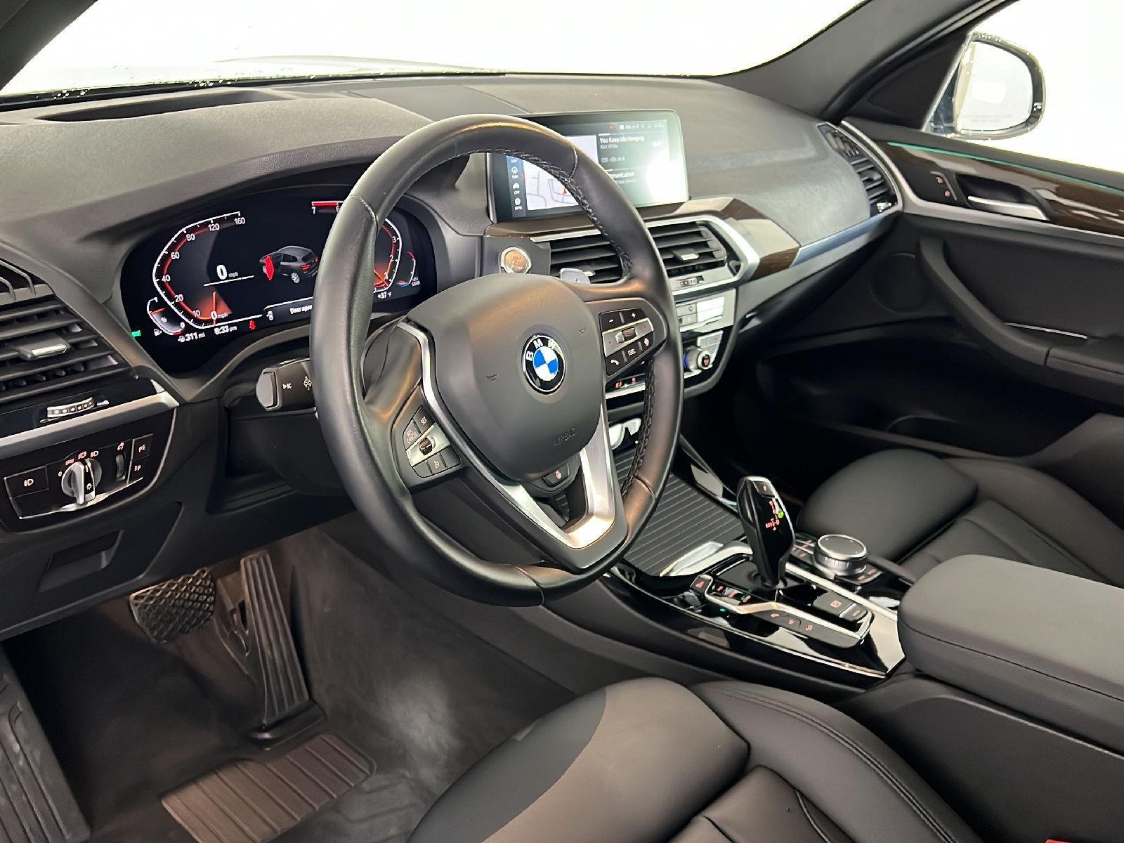 Used 2021 Dark Graphite Metallic BMW xDrive30i image 9